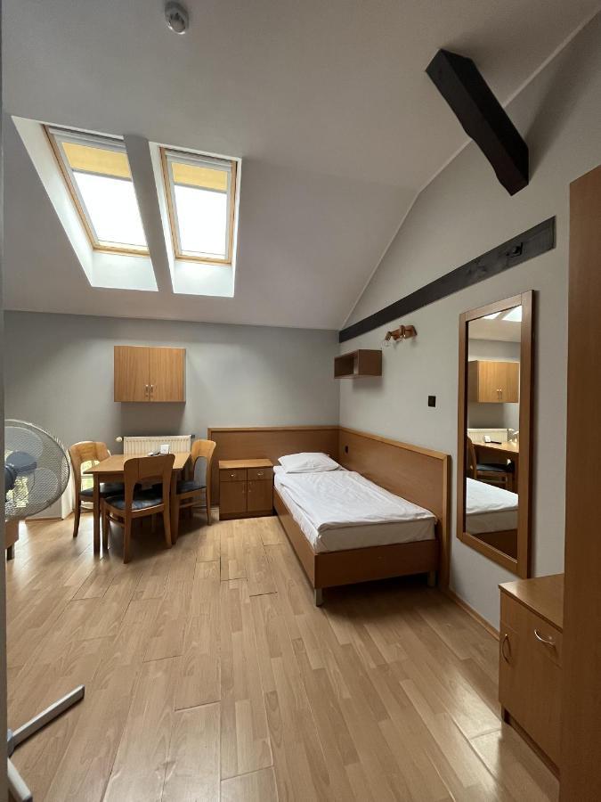 Dom Sonata Bed & Breakfast กดัญสก์ ภายนอก รูปภาพ