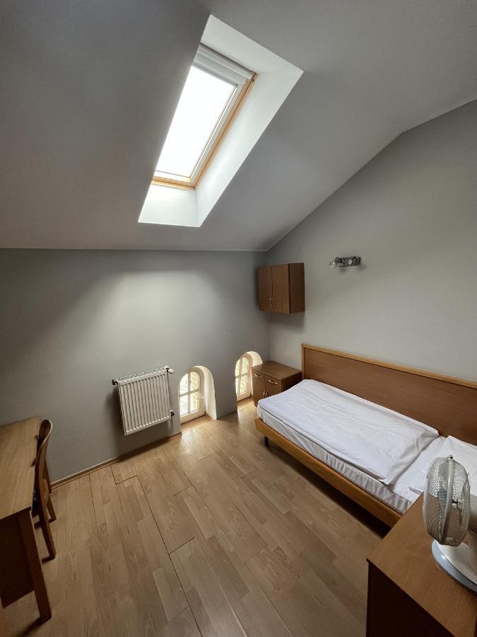 Dom Sonata Bed & Breakfast กดัญสก์ ภายนอก รูปภาพ