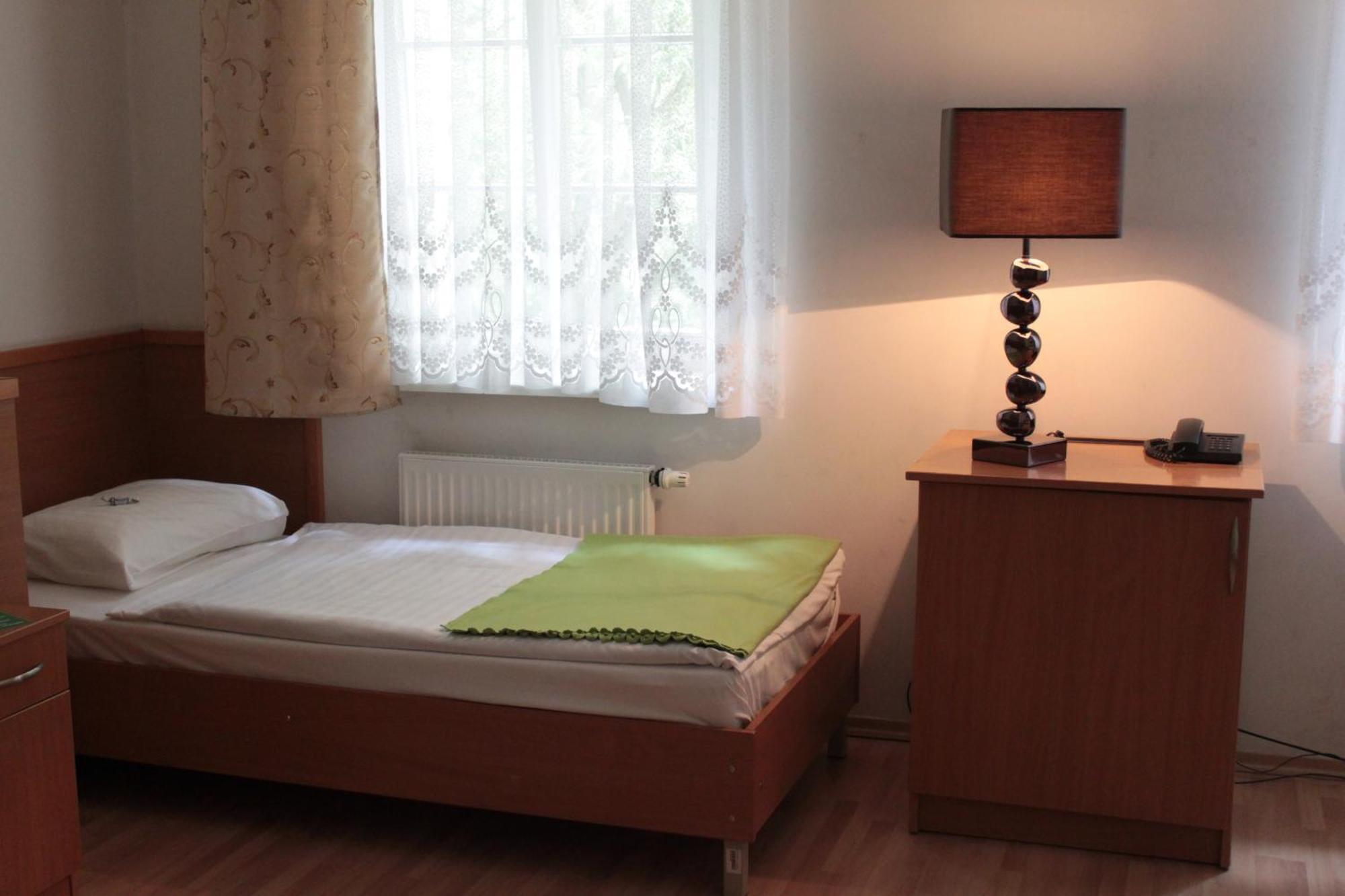 Dom Sonata Bed & Breakfast กดัญสก์ ภายนอก รูปภาพ